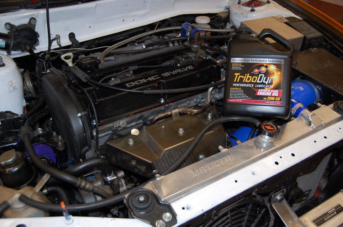 TRIBODYN 20W-50 SYNTHETIC BLEND MOOTTORIÖLJY (0.946 L)